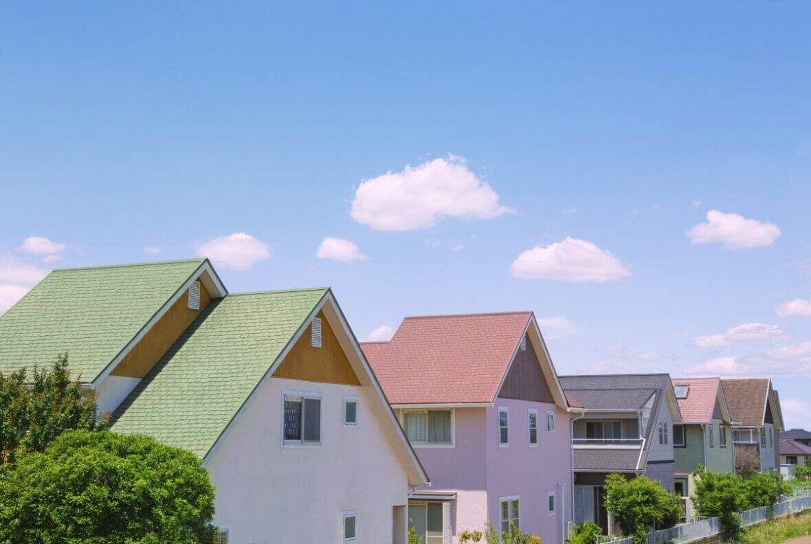 「ガリバリウム鋼板」と「スレート屋根」🏠