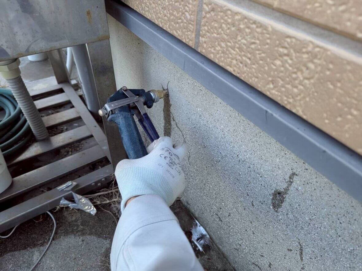 LINE_ALBUM_濱本様邸　シロアリ工事_260310_3