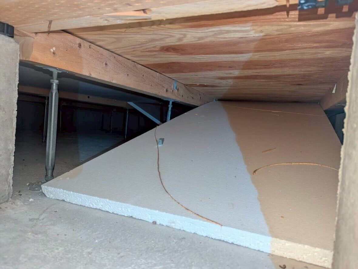 LINE_ALBUM_橋本様邸　シロアリ工事_260313_7