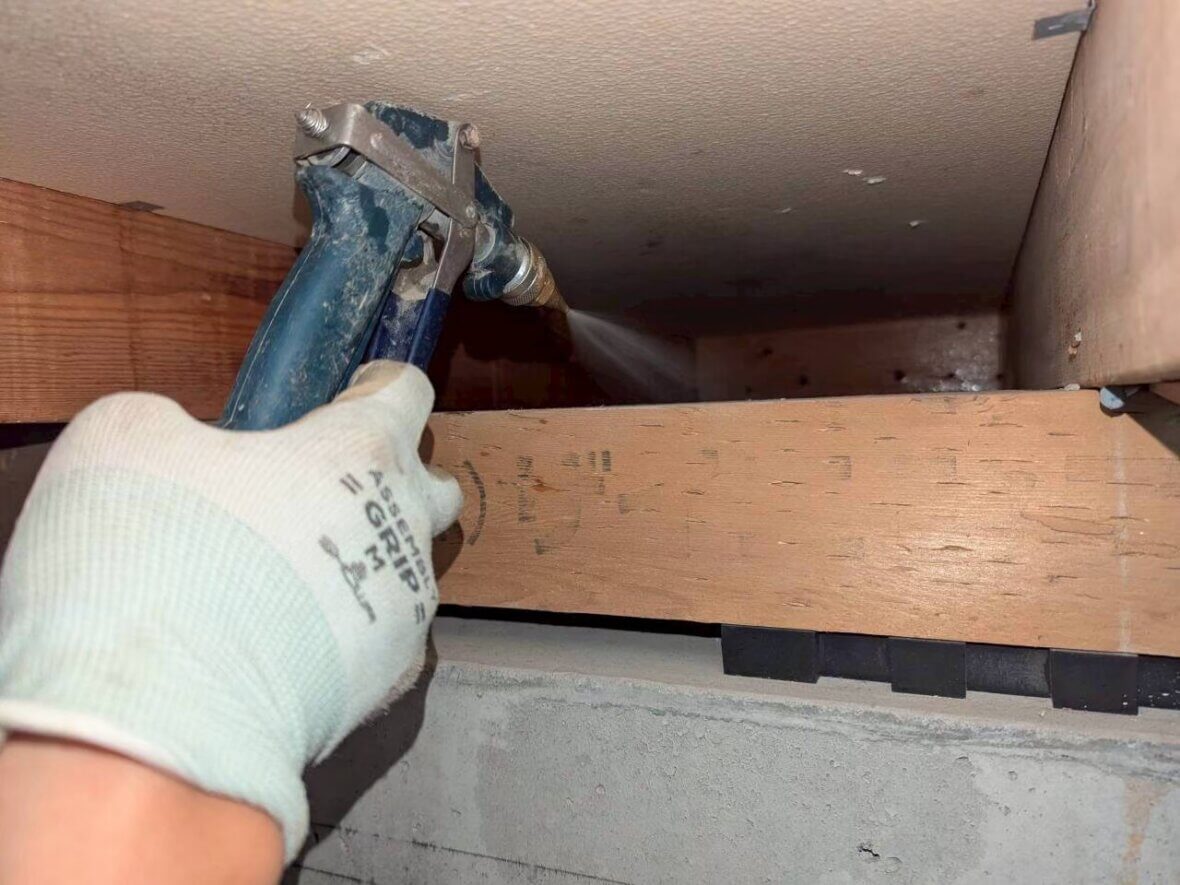 LINE_ALBUM_則竹様邸　シロアリ工事_260310_2