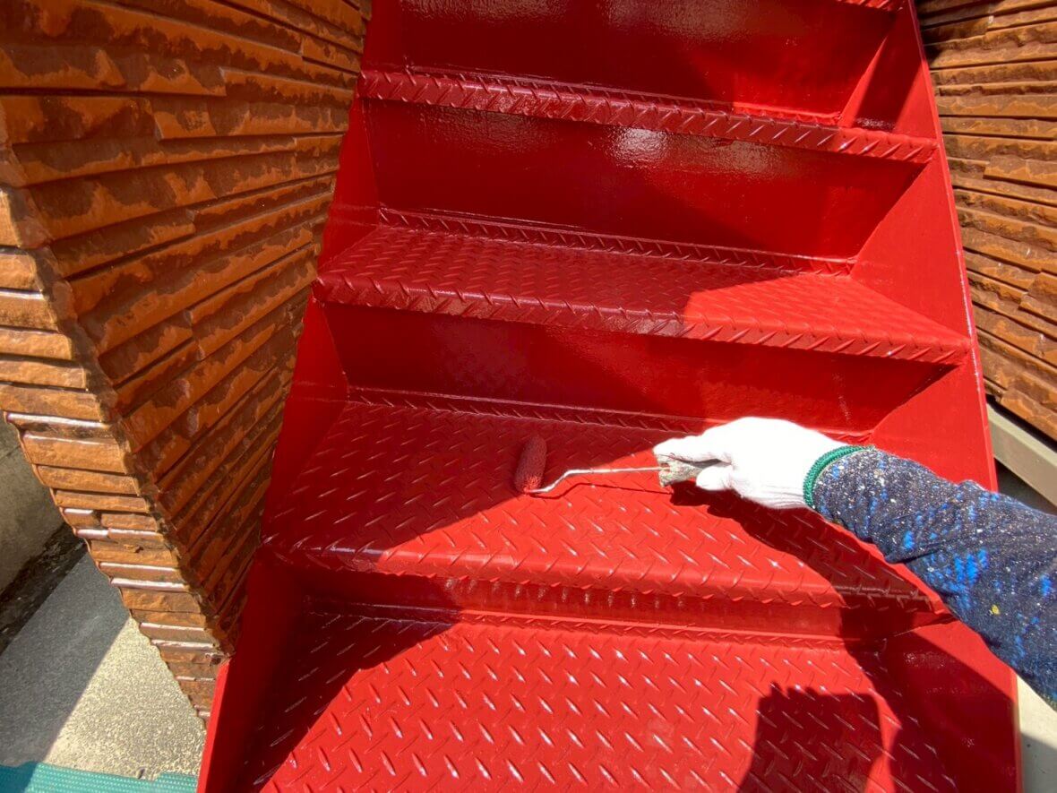 LINE_ALBUM_塗装工事_260513_1